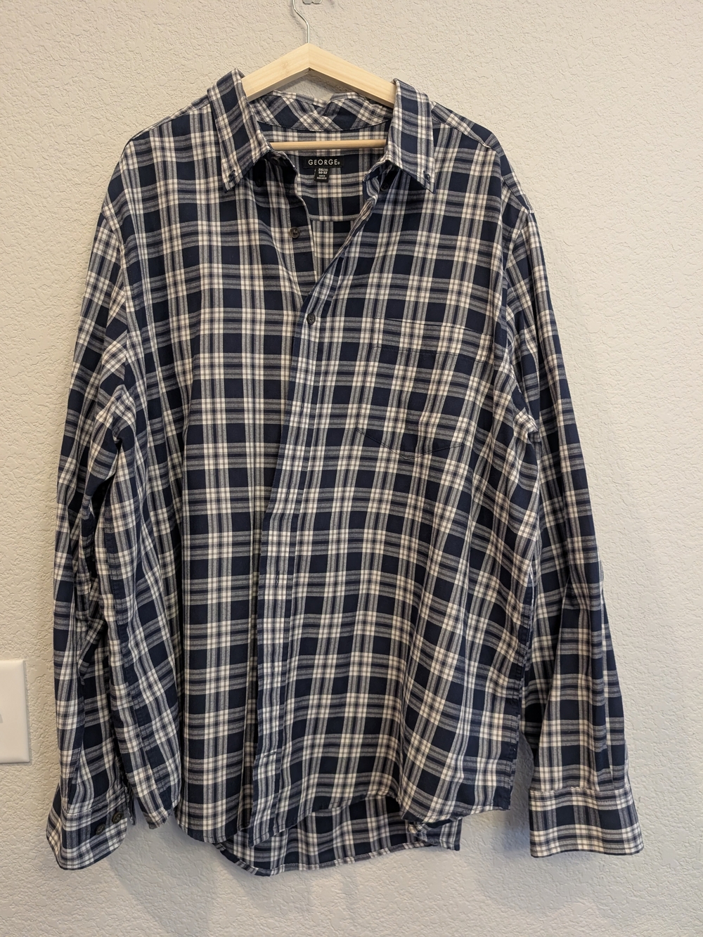 George Men's Sz 2XL. Navy and White Plaid Button-Down Shirt